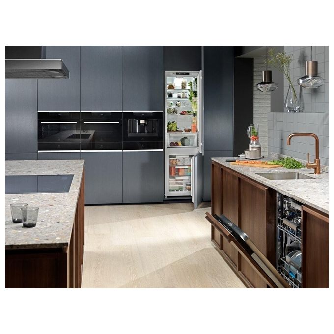 Electrolux KECB7310L Serie 900 Lavastoviglie da Incasso 14 coperti Classe D 44 dB AirDry ComfortLift Motore Inverter (82x60x55 cm) colore Nero