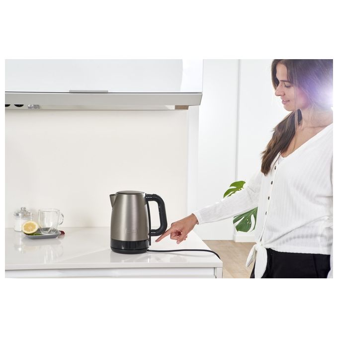 Black+Decker Bollitore Inox Capacita' 1.7 Litri 2200W