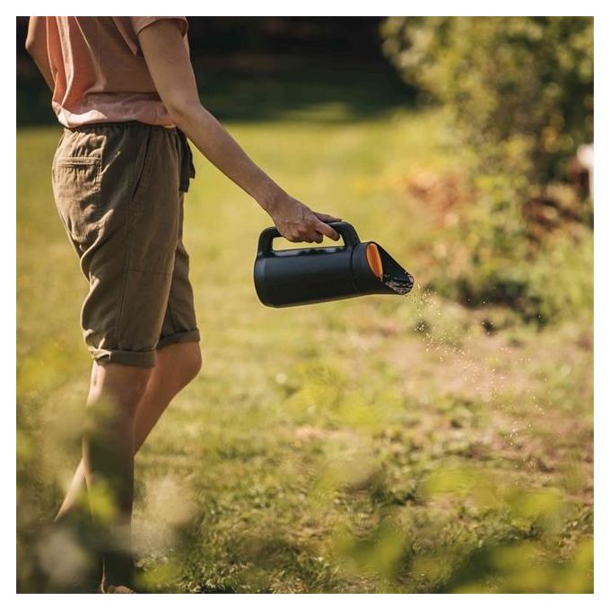 Fiskars 1057076 Spargitore Solid