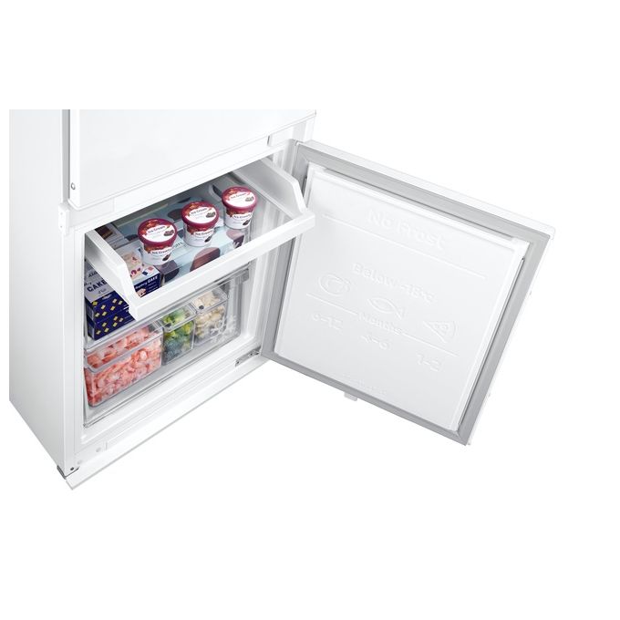Samsung BRB26703CWW F1rst Frigorifero Combinato da Incasso 264 L 177.5 cm Classe C 35 dB Total No Frost Twin Cooling Plus colore Bianco