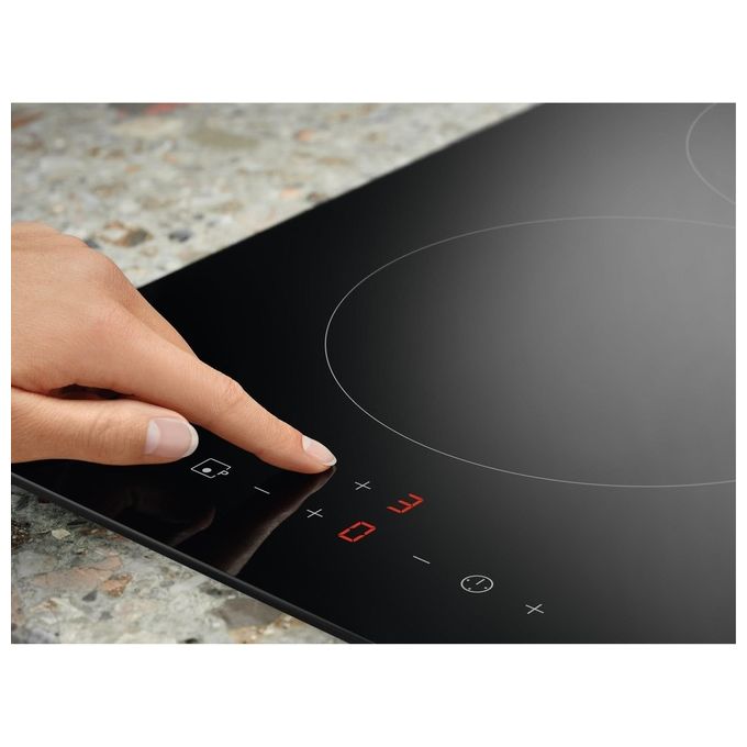 Electrolux LIT30230C Serie 300 Piano cottura a induzione Domino 29 cm 2 zone Touch colore Nero
