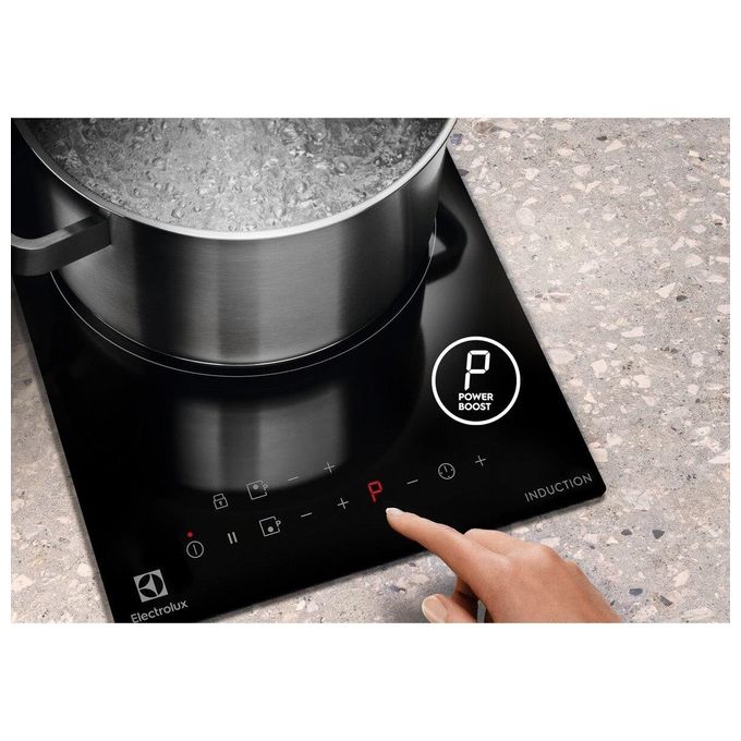 Electrolux LIT30230C Serie 300 Piano cottura a induzione Domino 29 cm 2 zone Touch colore Nero
