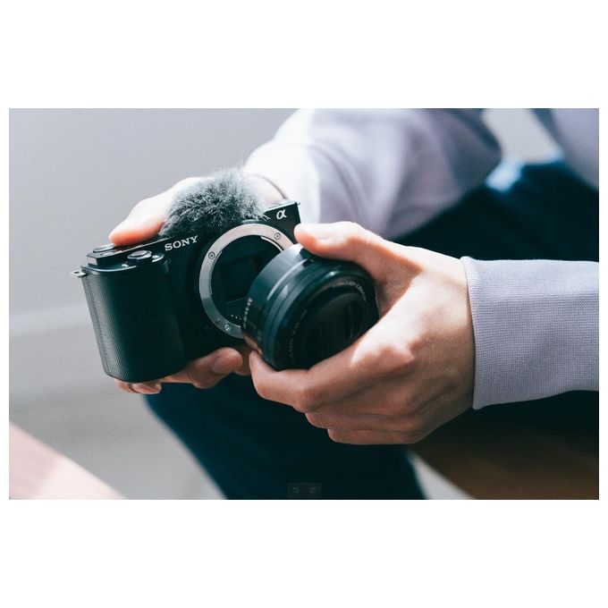 Sony ZV-E10L Alpha Mirrorless Vlog Fotocamera APS-C 24,2 MP 4K Obiettivo 16-50mm f-3.5-5.6 OSS colore Nero