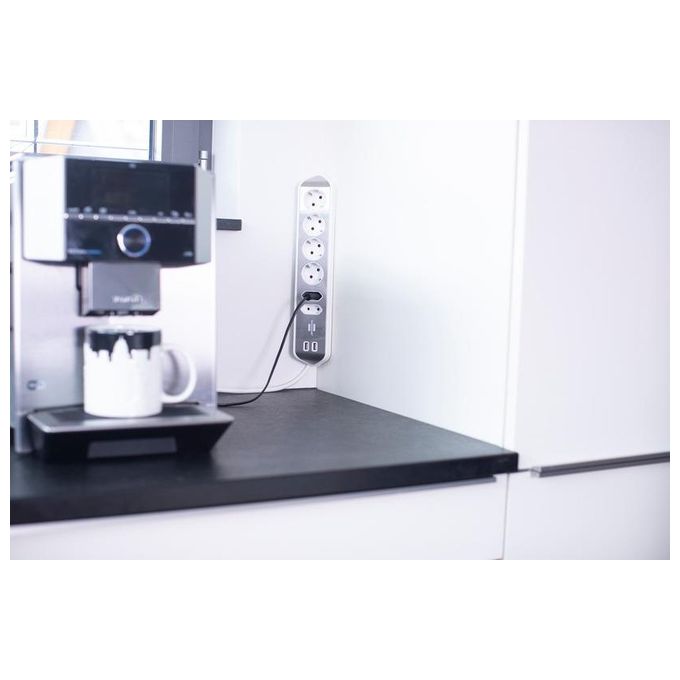 Brennenstuhl Estilo Presa Multipla 6 Prese Bianco