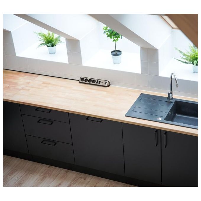 Brennenstuhl Estilo Presa Multipla 6 Prese Nero