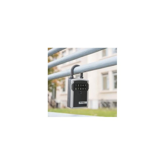 MASTER LOCK P63348 5440EURD Cassetta Portachiavi Intelligente con Apertura Bluetooth e Tastierino Numerico colore Nero