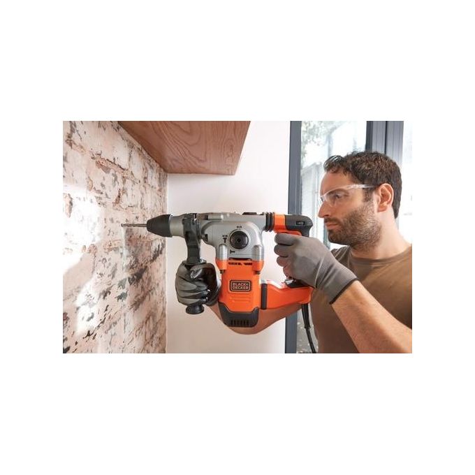 BLACK+DECKER BEHS03K-QS Trapano a percussione SDS+ 1250 W 3,7 J 3 funzioni con impugnatura ergonomica e valigetta colore Nero