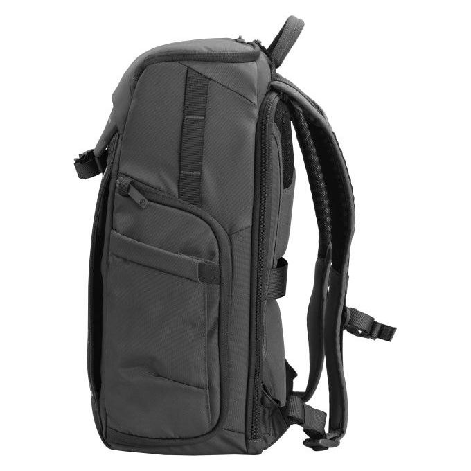 VANGUARD VEO ADAPTOR R48 GY Zaino fotografico con accesso posteriore porta USB-A per 1 DSLR o mirrorless fino a 8 obiettivi e laptop 16 pollici colore Grigio