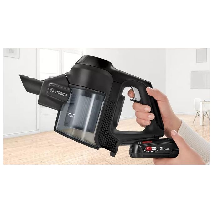 Bosch BBS611BSC Serie 6 Aspirapolvere a bastone 2 in 1 senza sacchetto 18V 30 min autonomia colore Nero