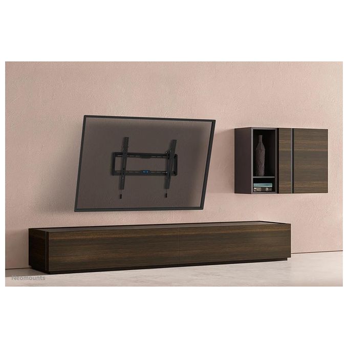 Neomounts WL35-550BL16 Supporto TV a parete inclinabile 42-86'' VESA 100x100-600x400 mm fino a 60 Kg distanza dal muro 3,3 cm colore Nero