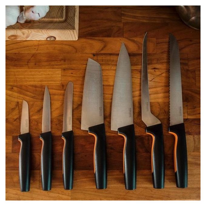 Fiskars 1057538 Coltello 23cm Pane