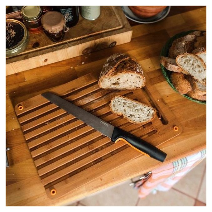 Fiskars 1057538 Coltello 23cm Pane
