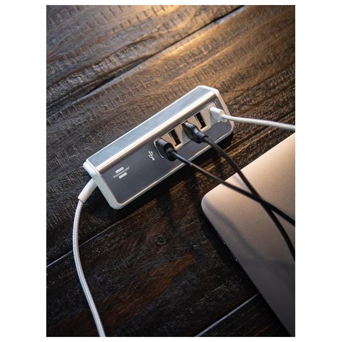 Brennenstuhl 1508230 estilo Caricatore multiplo USB 4x USB A 1x USB C Power Delivery 1,5 m colore Acciaio inossidabile Bianco