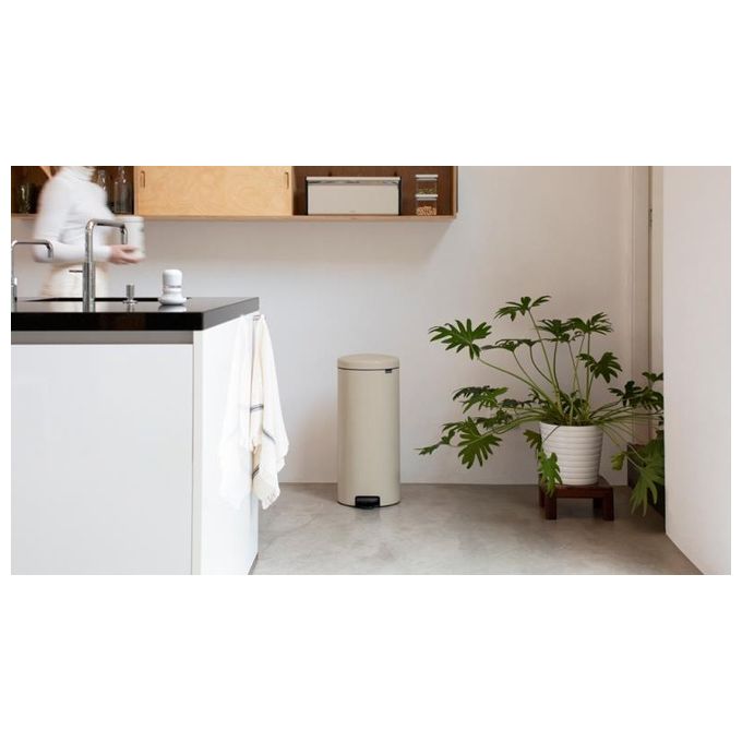 Brabantia Pattumiera a Pedale Newicon 30 Litri Beige