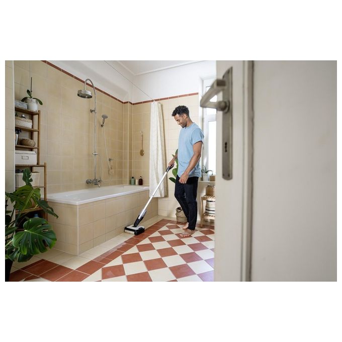Kärcher 1.056-200.0 FC 2-4 Lavapavimenti Cordless Batteria 4V 2,5 Ah autonomia 20 min doppio serbatoio 70 m² colore Nero