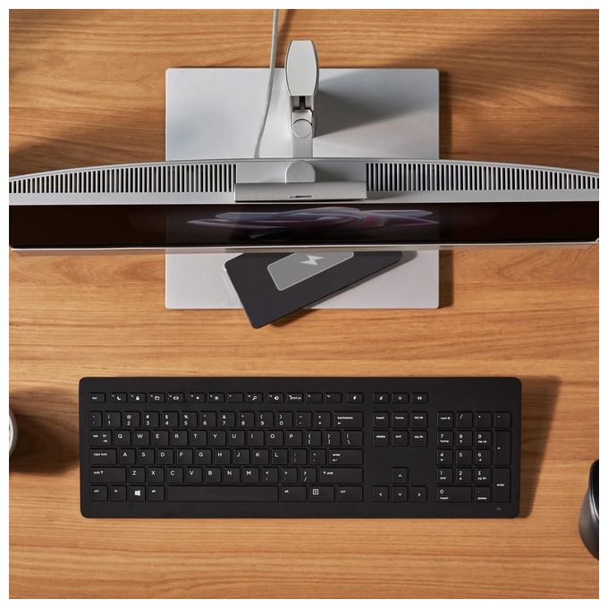 HP 627Z5ET#ABZ EliteOne 840 G9 PC All-in-one Touch Screen 23.8'' Intel Core i5-13500 16 GB DDR5 512 GB SSD Windows 11 Pro Wi-Fi 6E colore Argento