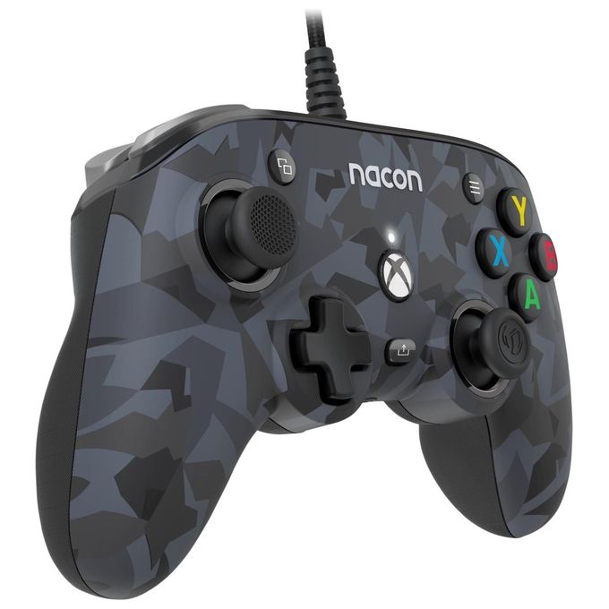 NACON XBXPROCOMPACTURBAN Pro Compact Controller Xbox Serie X Cablato Programmabile con Jack 3.5 mm e Supporto Dolby Atmos colore Grigio Camo
