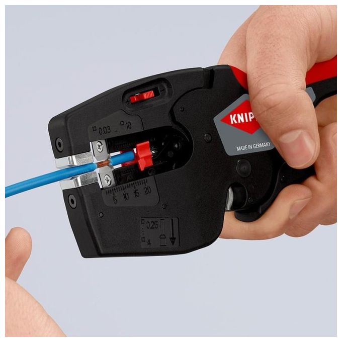 KNIPEX 12 72 190 SB NexStrip Utensile Multifunzione per Elettricista Taglio Spelatura Crimpatura 0,25-4 mm² 190 mm colore Nero-Rosso