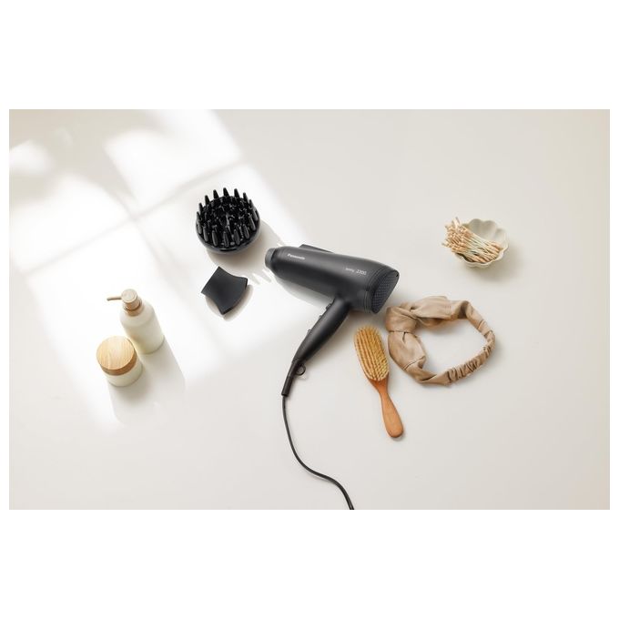 Panasonic EH-NE87-K825 Ionity Asciugacapelli 2300W Ionico 2 Velocita' 3 Temperature Concentratore Diffusore colore Nero