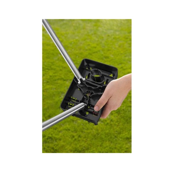 GARDENA 18735-20 Treppiede per Irrigatore Altezza 50 cm con Picchetti in Metallo colore Argento-Nero