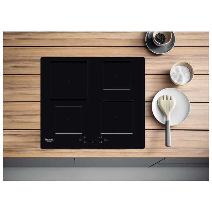 Hotpoint HQ 2260S NE Piano cottura a induzione 59 cm 4 zone Touch Control Boost 7200 W colore Nero