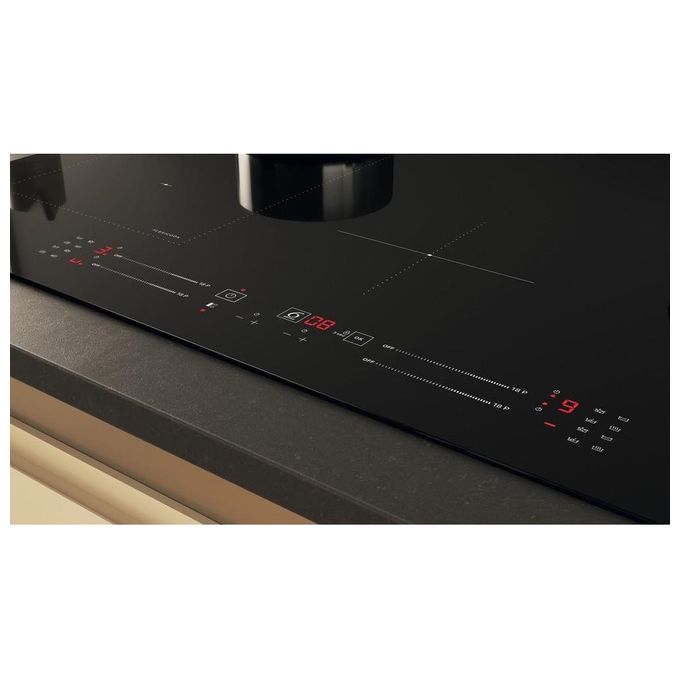 Whirlpool WL S2177 CPNE Piano cottura a induzione 77 cm 4 zone FlexiCook 6° Senso 7200 W colore Nero
