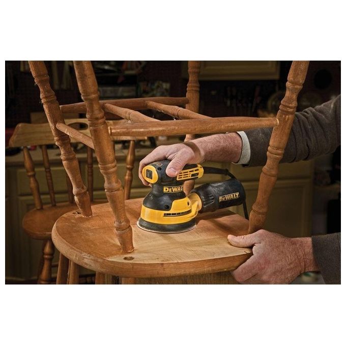 DEWALT LEVIGATRICE ROTOORBITALE