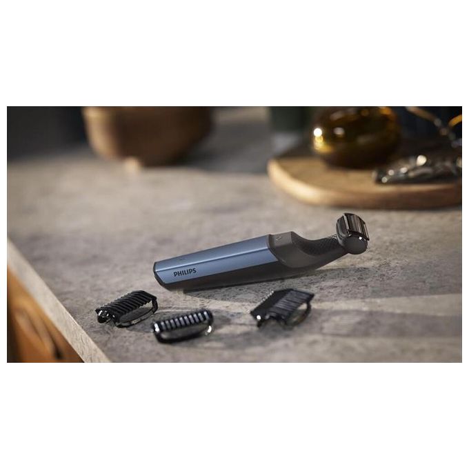 Philips BG3027-05 Bodygroom Series 3000 Rasoio elettrico corpo e inguine bagnato e secco 3 pettini autonomia 60 min colore Nero Blu