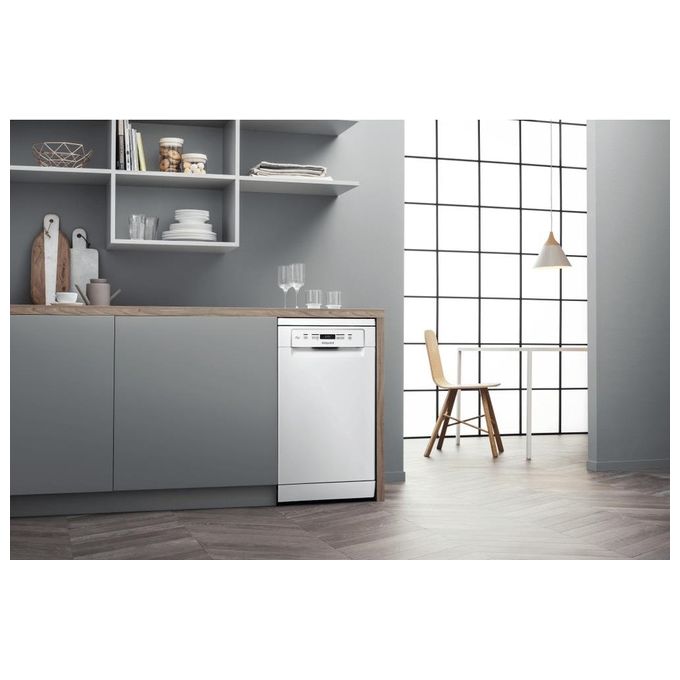Hotpoint HSFC3T127C Lavastoviglie Slim 10 coperti Classe E 47 dB Inverter (85x45x59 cm) colore Bianco