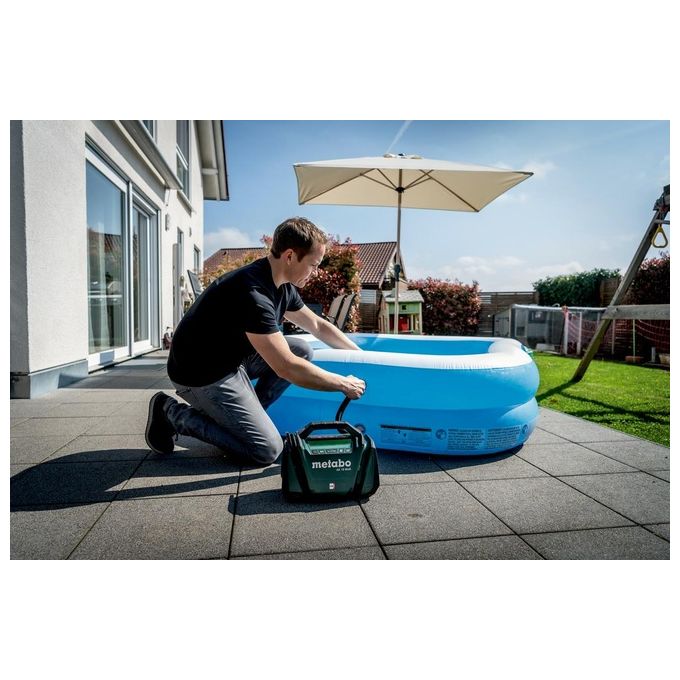 Metabo 600794850 AK 18 MULTI Compressore ad Aria 16 l-min 11 bar Batteria 18 V con Display Retroilluminato e Manometro Integrato colore Nero Verde