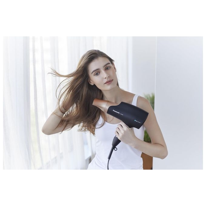 Panasonic EH-NA65CN825 Asciugacapelli 2000W tecnologia nanoe 3 velocita' 4 temperature 3 accessori colore Oro Nero