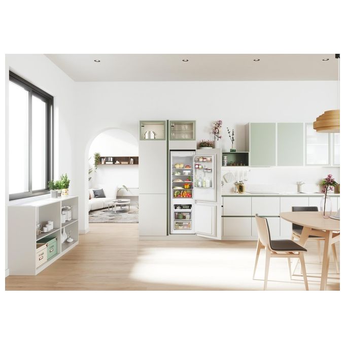 Candy CBL3518EB Fresco Frigorifero Combinato da Incasso 264 L 177,2 cm Classe E 34 dB Low Frost colore Bianco