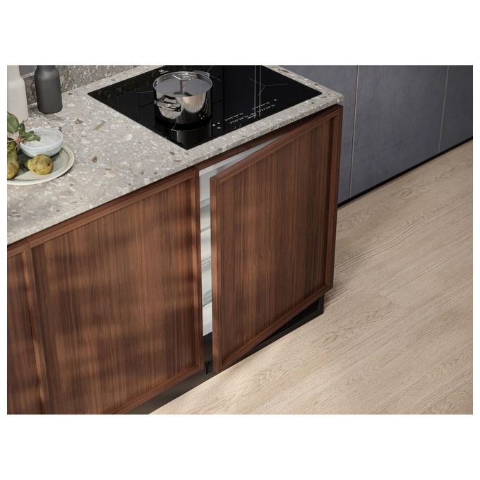 Electrolux ESB2AE82S Serie 600 Frigorifero da Incasso Sottotop 107 L 82 cm Classe E 39 dB Congelatore Integrato colore Bianco