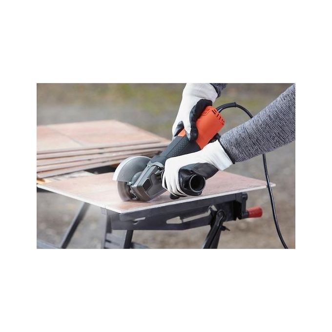 Stanley Black+Decker Smerigliatrice Beg 210 K