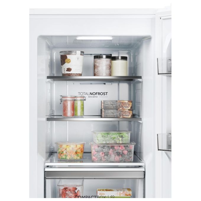 Haier H4F272WEH1 INSTASWITCH Congelatore Verticale 272 L 177 cm Classe E 37 dB Total No Frost Libera Installazione colore Bianco
