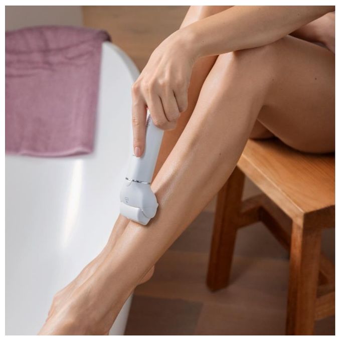 Panasonic ES-EY30-V503 Epilatore 60 pinzette WetandDry 3 velocita' testina flessibile 90° autonomia 30 min colore Bianco Lilla