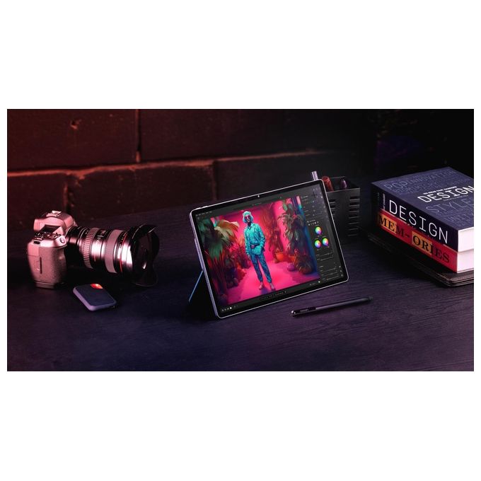 Lenovo ZAEG0015IT Yoga Tab Plus Tablet Android 12.7'' 3K Snapdragon 8 Gen 3 16 GB RAM 256 GB Wi-Fi 7 Android 14 Tastiera e Pennino inclusi colore Tidal Teal