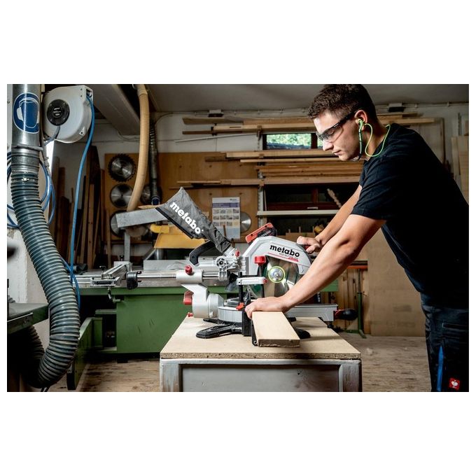 Metabo 614254650 KGS 18 LTX BL 254 Sega a batteria con motore brushless e funzione di trazione 2 batterie 18 V 5,2 Ah colore Nero
