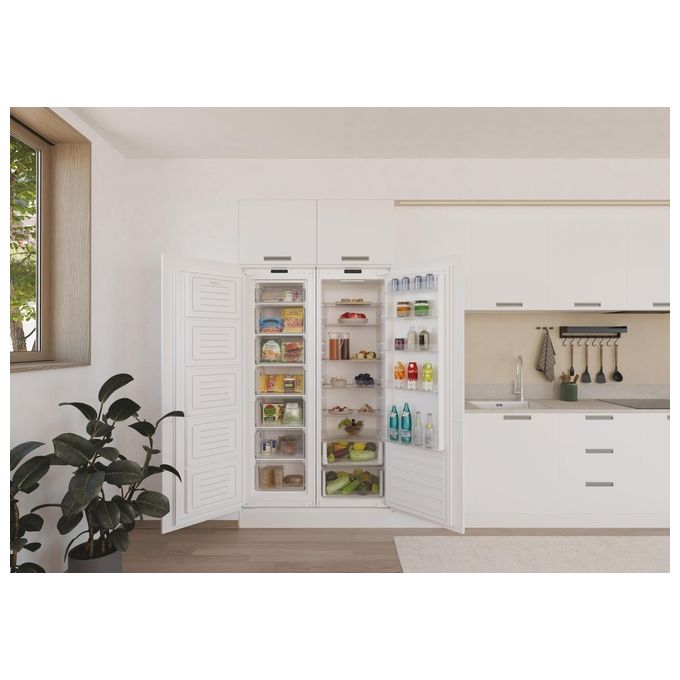Candy CMS518EW Frigorifero Monoporta da Incasso 316 L 176,9 cm Classe E 39 dB 5 Ripiani colore Bianco