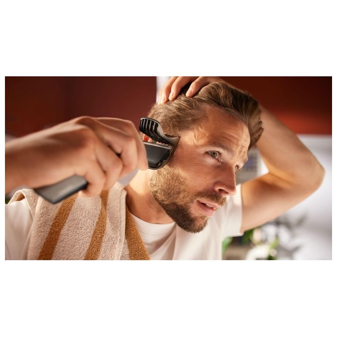 Philips HC3525-15 Hairclipper Series 3000 Regolacapelli Lame Autoaffilanti 13 Lunghezze Autonomia 45 min colore Nero