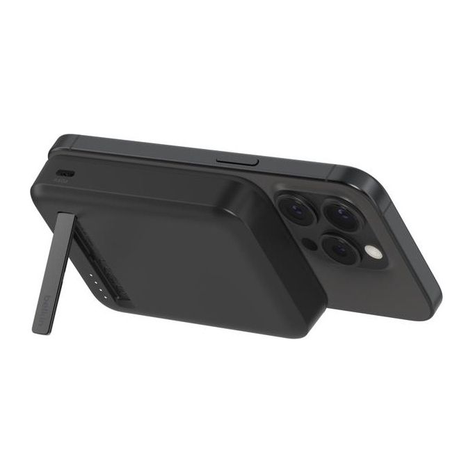 Belkin BPD007BTBK BoostCharge Pro Power Bank Magnetica 8000 mAh Ricarica Wireless fino a 15 W con Kickstand 2 Dispositivi Simultanei colore Nero