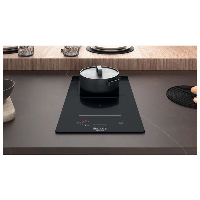 Hotpoint HQ 0930S NE Piano cottura a induzione 28 cm 2 zone 9+booster colore Nero