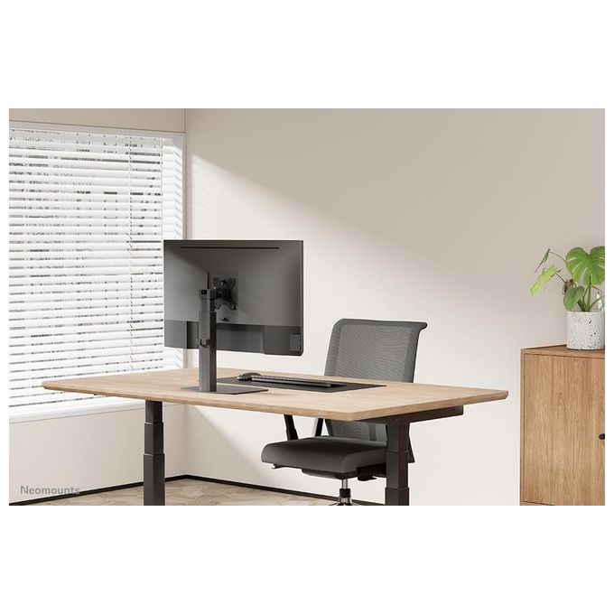 Newstar Supporto da Tavolo per Tv a Schermo Piatto 81,3cm 32'' Nero
