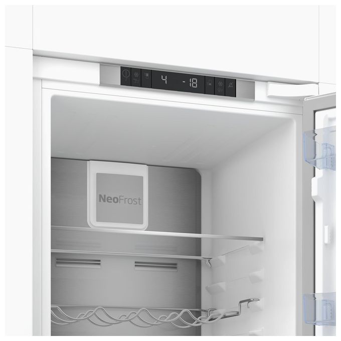 Beko BCNA306E4SN Frigorifero Combinato da Incasso 284 L 193.5 cm Classe E 37 dB Total No Frost Inverter colore Bianco