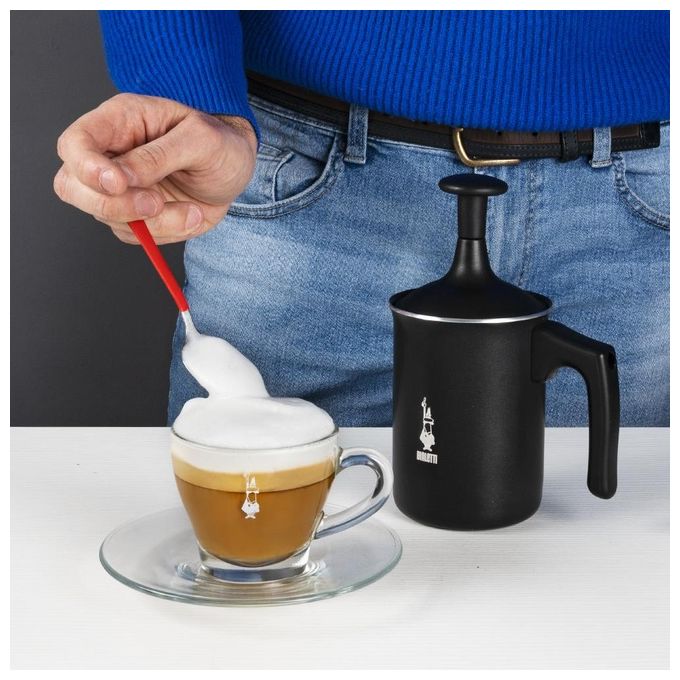 Bialetti Tutto Crema Schiumalatte da 3 Tazze con Colino Doppio per una Schiuma Robusta 0,5Lt Nero