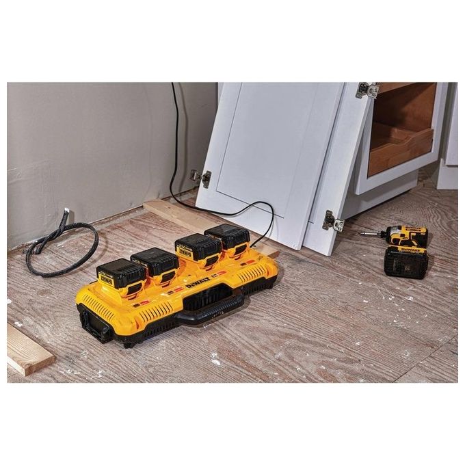 DeWalt DCB104-QW Caricatore Rapido 4 Ingressi
