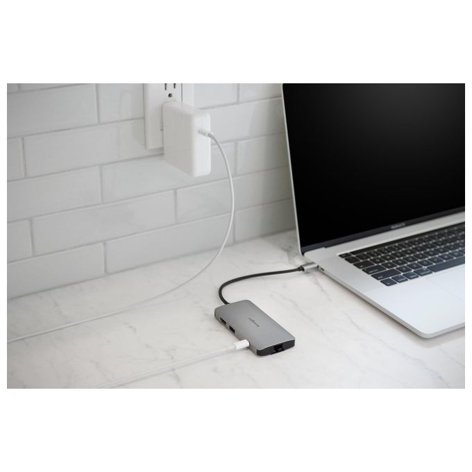 Kensington K33820WW UH1400P Hub USB-C 8 in 1 Portatile 4K 60Hz Power Delivery 85W Ethernet SD microSD colore Nero