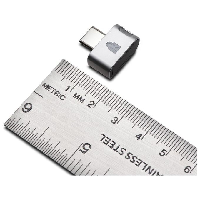 Kensington K64709WW VeriMark Guard USB-C Chiavetta di sicurezza Fingerprint FIDO2 FIDO U2F WebAuthn CTAP2 Biometrica compatibile TAA colore Grigio