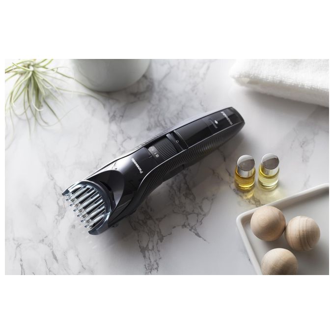 Panasonic ER-GC53-K503 Tagliacapelli Cordless e con Cavo Lame Acciaio Inox 19 Lunghezze 0.5 10 mm Autonomia 40 min Lavabile colore Nero