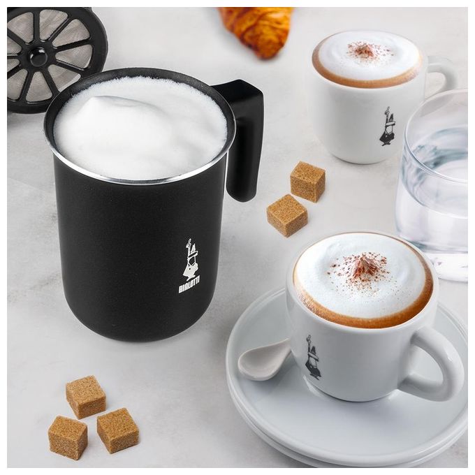 Bialetti Tutto Crema Schiumalatte da 3 Tazze con Colino Doppio per una Schiuma Robusta 0,5Lt Nero